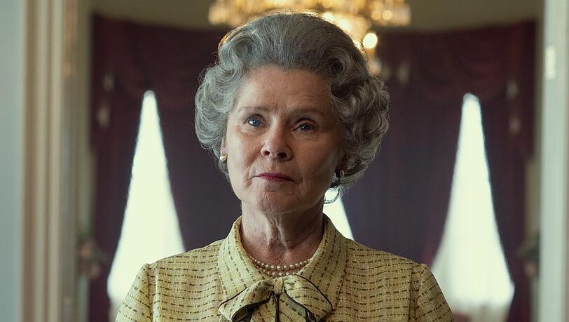 Imelda Staunton verkörpert in der fünften Staffel von "The Crown" Queen Elizabeth II. Imelda Staunton verkörpert in der fünften Staffel von "The Crown" Queen Elizabeth II.
