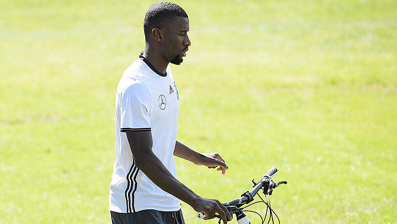 Antonio Rüdiger im EM-Trainingslager der Nationalmannschaft in Ascona/Schweiz. Antonio Rüdiger im EM-Trainingslager der Nationalmannschaft in Ascona/Schweiz.