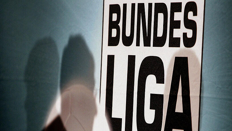 Ab der kommenden Saison wird es einige neue Anstoßzeiten in der Bundesliga geben. (Archivbild) Ab der kommenden Saison wird es einige neue Anstoßzeiten in der Bundesliga geben. (Archivbild)