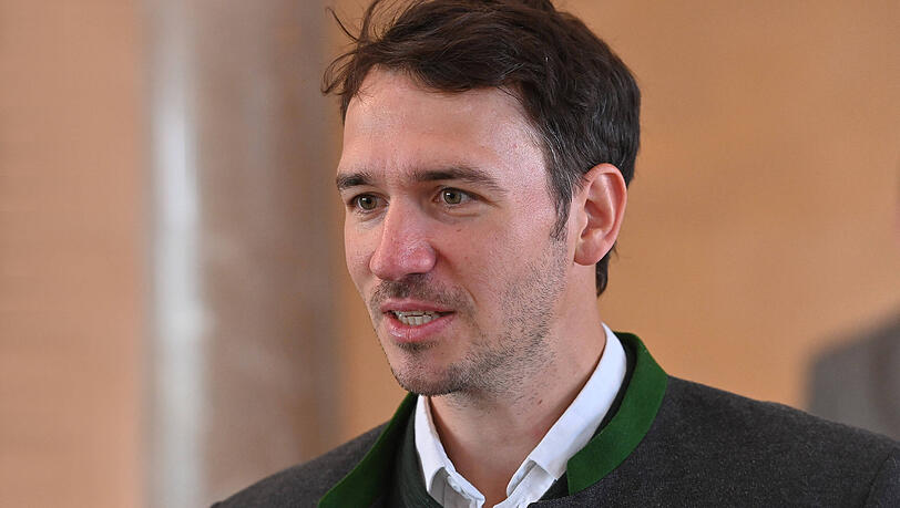 Ist Felix Neureuther ein Macho? In seinem Podcast reagiert er auf dementsprechende Vorwürfe. Ist Felix Neureuther ein Macho? In seinem Podcast reagiert er auf dementsprechende Vorwürfe.