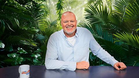 Ein neues Sonderformat: "Die Stefan Raab Show - Die halbe Stunde nach der Stunde danach". Ein neues Sonderformat: "Die Stefan Raab Show - Die halbe Stunde nach der Stunde danach".