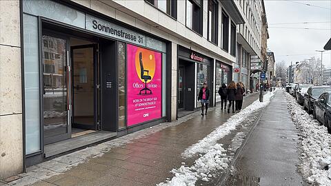 Die Tat ereignete sich in der Sonnenstraße 31. Die Tat ereignete sich in der Sonnenstraße 31.