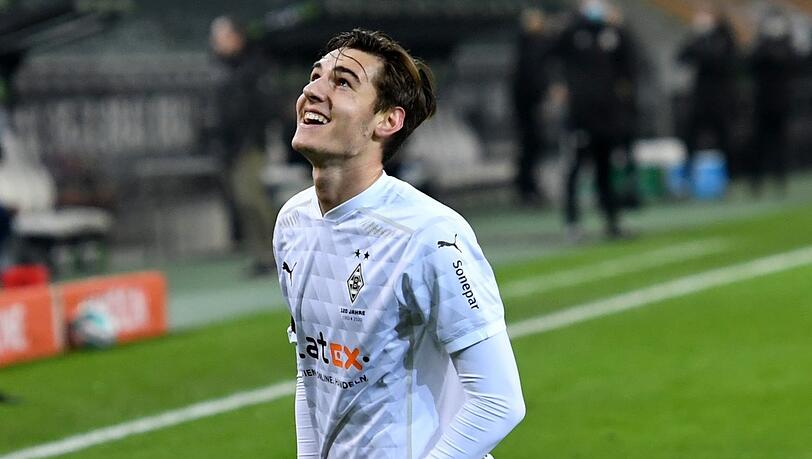Auf dem Weg nach oben: Florian Neuhaus, der in Gladbach bis 2024 unter Vertrag steht. Auf dem Weg nach oben: Florian Neuhaus, der in Gladbach bis 2024 unter Vertrag steht.