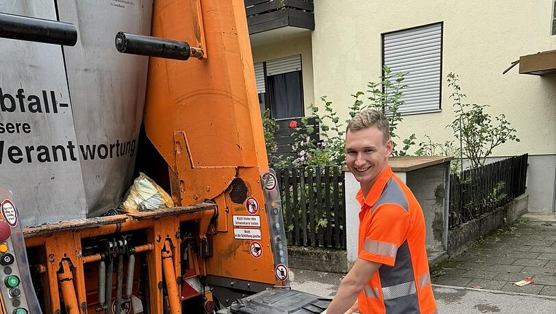 Der Chef der Münchner Grünen Florian Siekmann hat als Mülllader mitgearbeitet. Er fordert mehr Respekt für den Job. Der Chef der Münchner Grünen Florian Siekmann hat als Mülllader mitgearbeitet. Er fordert mehr Respekt für den Job.