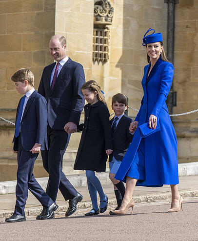 Prinz William und Prinzessin Kate feierten Ostern mit den drei Kindern George, Charlotte und Louis auf Schloss Windsor. Prinz William und Prinzessin Kate feierten Ostern mit den drei Kindern George, Charlotte und Louis auf Schloss Windsor.