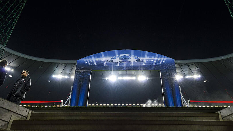 Der Spielertunnel der Allianz Arena erhält ein neues Design. Der Spielertunnel der Allianz Arena erhält ein neues Design.