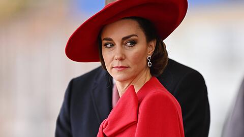 Prinzessin Kate hat mit einem bearbeiteten Foto für viel Trubel gesorgt. Prinzessin Kate hat mit einem bearbeiteten Foto für viel Trubel gesorgt.