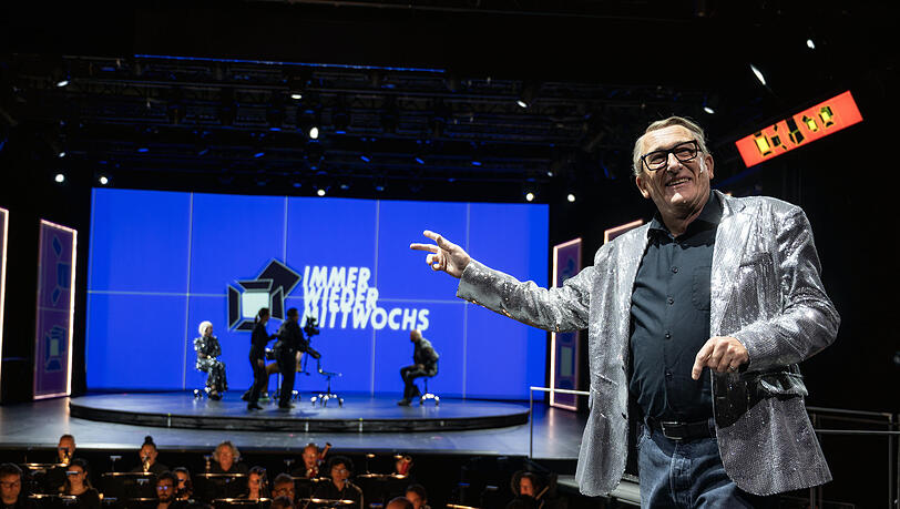 Wolfgang Schwaninger als TV-Moderator Wolfgang Schwaninger als TV-Moderator
