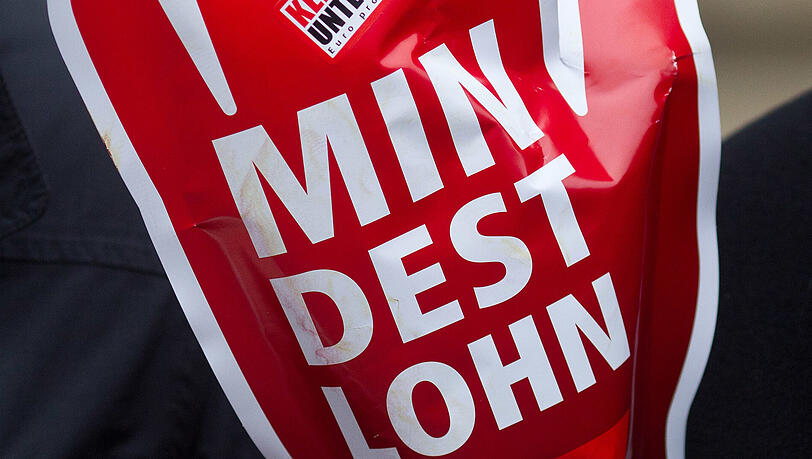 Der Mindestlohn gilt seit Januar 2015. Der Mindestlohn gilt seit Januar 2015.