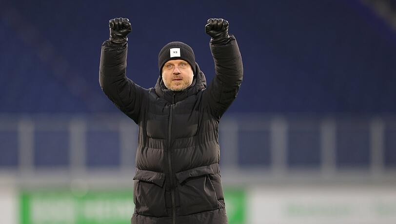Bereit für die Rückrunde: Bayern-Trainer Straus. Bereit für die Rückrunde: Bayern-Trainer Straus.