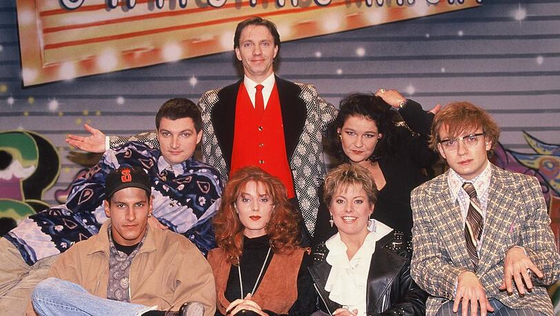 "RTL Samstag Nacht" wurde von 1993 bis 1998 insgesamt 146 Mal ausgestrahlt. "RTL Samstag Nacht" wurde von 1993 bis 1998 insgesamt 146 Mal ausgestrahlt.