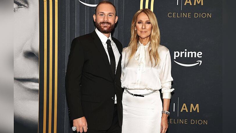 Céline Dion und ihr Sohn bei dem Event in New York City. Céline Dion und ihr Sohn bei dem Event in New York City.