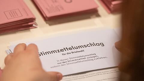 Immer mehr Wahlberechtigte greifen auf die Möglichkeit der Briefwahl zurück. (Symbolbild) Immer mehr Wahlberechtigte greifen auf die Möglichkeit der Briefwahl zurück. (Symbolbild)