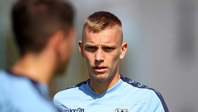 Marius Wolf fährt nicht mit nach Bochum. Marius Wolf fährt nicht mit nach Bochum.