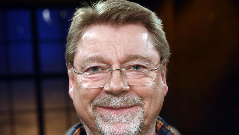 Der Moderator Jürgen von der Lippe will einige Pfunde wieder loswerden. Der Moderator Jürgen von der Lippe will einige Pfunde wieder loswerden.