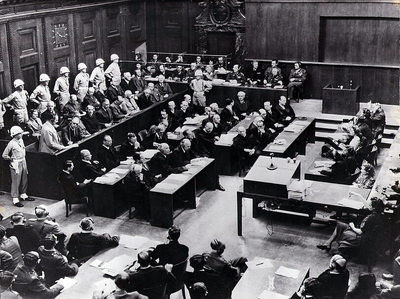 Blick in den Verhandlungssaal der Nürnberger Prozesse 1945. Blick in den Verhandlungssaal der Nürnberger Prozesse 1945.