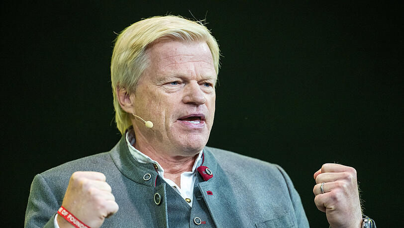 Der ehemalige FC-Bayern-Boss Oliver Kahn am Sonntag bei der Start-up-Messe "Bits & Pretzels" in München. Der ehemalige FC-Bayern-Boss Oliver Kahn am Sonntag bei der Start-up-Messe "Bits & Pretzels" in München.