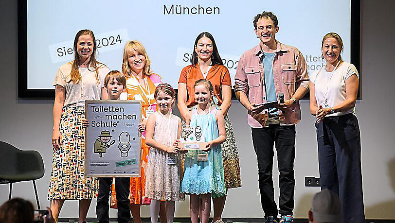 Abgesandte der Grundschule an der Stielerstraße. Abgesandte der Grundschule an der Stielerstraße.