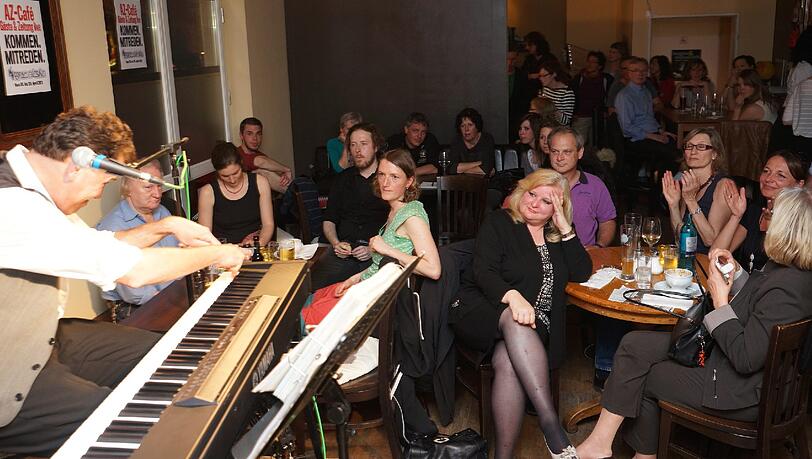 Harry Kulzer im AZ-Café: Die Bilder vom musikalischen Auftritt Harry Kulzer im AZ-Café: Die Bilder vom musikalischen Auftritt