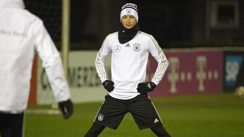 Marco Reus ist nach seiner Fußverletzung nicht erste Wahl für das Spiel gegen die Niederlande. Marco Reus ist nach seiner Fußverletzung nicht erste Wahl für das Spiel gegen die Niederlande.