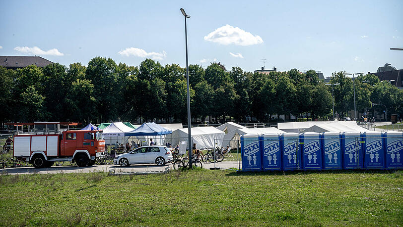 Das Klimacamp auf der Theresienwiese. Das Klimacamp auf der Theresienwiese.