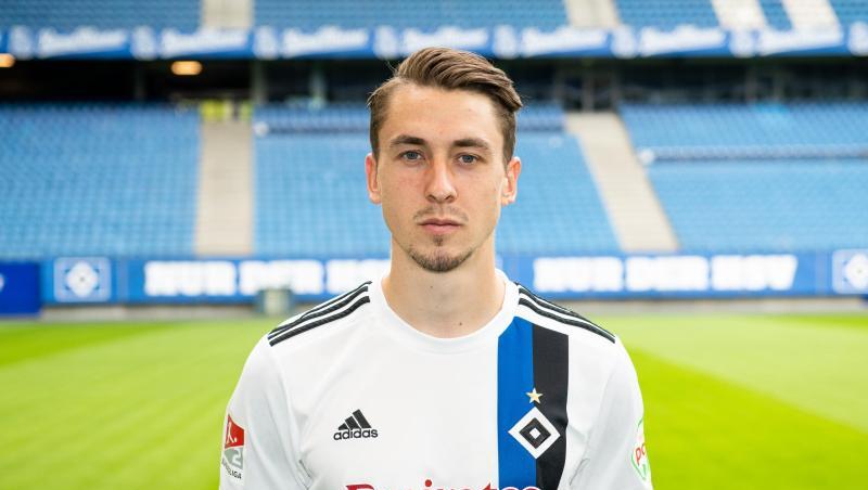 HSV-Mittelfeldspieler Adrian Fein. Foto: Daniel Reinhardt/Archivbild HSV-Mittelfeldspieler Adrian Fein. Foto: Daniel Reinhardt/Archivbild