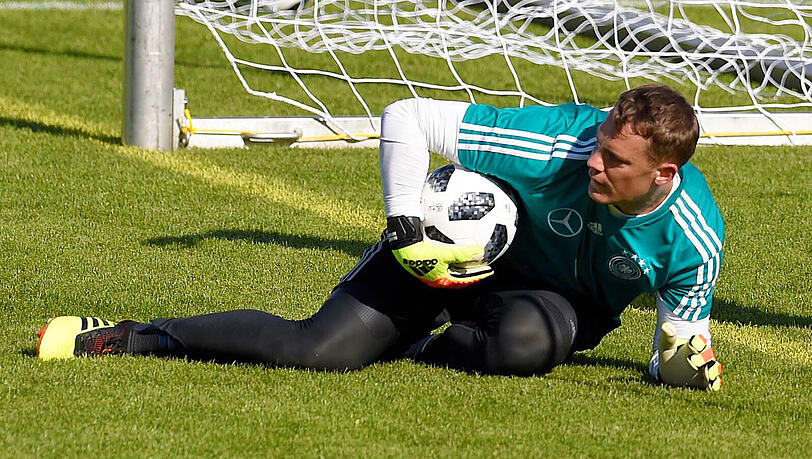 Will mit dem DFB-Team zur Fußball-WM 2018: Manuel Neuer. Will mit dem DFB-Team zur Fußball-WM 2018: Manuel Neuer.