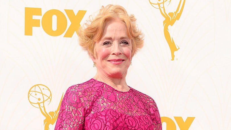 "Two and a Half Men"-Star Holland Taylor ist lesbisch. "Two and a Half Men"-Star Holland Taylor ist lesbisch.