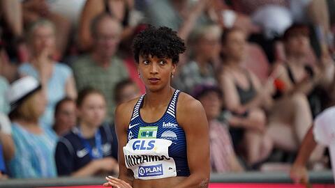 Die deutsche Weitsprung-Queen ist Olympiasiegerin und zweifache Weltmeisterin. Neben ihrer Leichtathletik-Karriere studiert die 29-jährige Heidelbergerin Umweltwissenschaften. Die deutsche Weitsprung-Queen ist Olympiasiegerin und zweifache Weltmeisterin. Neben ihrer Leichtathletik-Karriere studiert die 29-jährige Heidelbergerin Umweltwissenschaften.