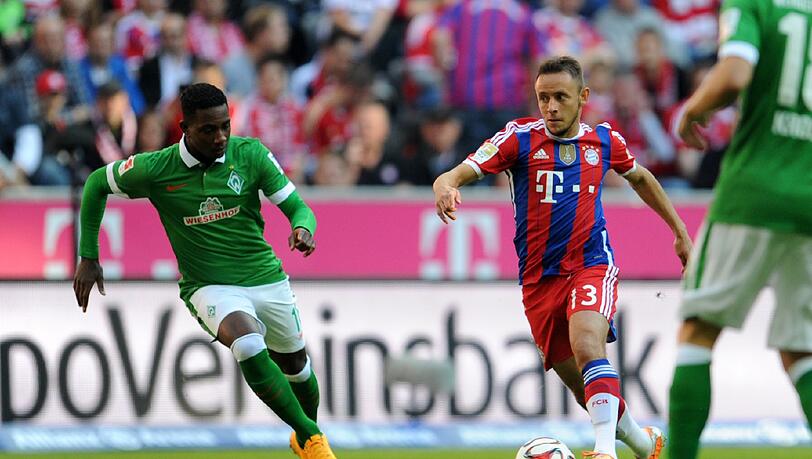 Rafinha:
Blieb in dem starken Bayern-Ensemble unauffällig, erledigte seinen Job aber sehr souverän. Allerdings wurde er von Eljero Elia auch nicht gefordert.
NOTE: 3 Rafinha:
Blieb in dem starken Bayern-Ensemble unauffällig, erledigte seinen Job aber sehr souverän. Allerdings wurde er von Eljero Elia auch nicht gefordert.
NOTE: 3