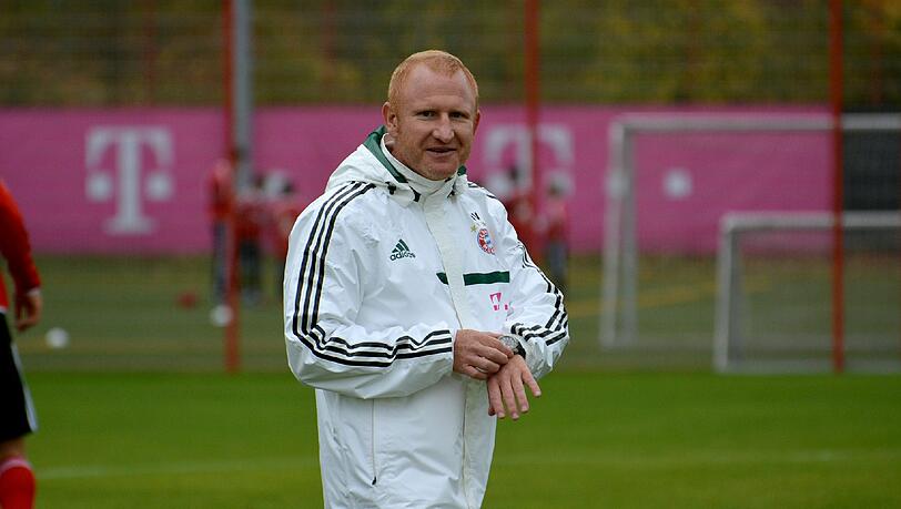 Trainiert seit Ende Oktober 2013 die U19 des FC Bayern München: Heiko Vogel. Trainiert seit Ende Oktober 2013 die U19 des FC Bayern München: Heiko Vogel.
