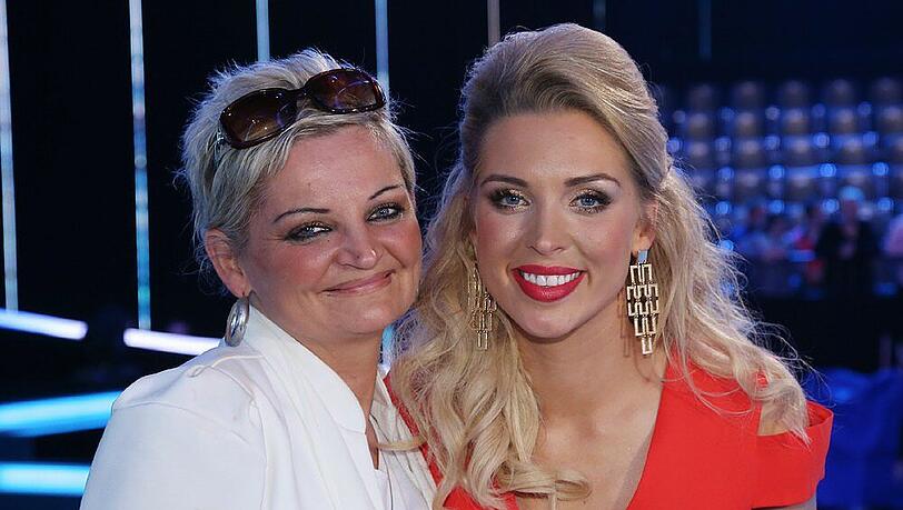 Aneta Sablik freut sich über den Besuch ihrer Mutter Lydia in der Live-Show Aneta Sablik freut sich über den Besuch ihrer Mutter Lydia in der Live-Show