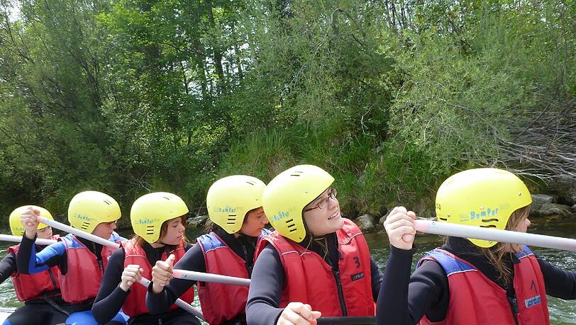 Sogar Rafting ist im Angebot. Sogar Rafting ist im Angebot.
