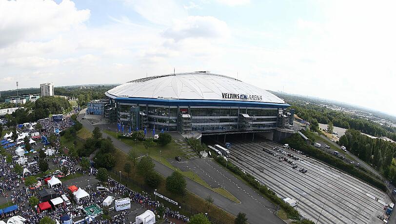 Hier geht die Bayern-Saison am Freitag "richtig los": die Arena auf Schalke. Hier geht die Bayern-Saison am Freitag "richtig los": die Arena auf Schalke.