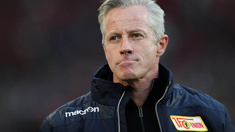 Nach drei sieglosen Spielen hintereinander war Jens Keller am Montag vom Verein beurlaubt worden. Nach drei sieglosen Spielen hintereinander war Jens Keller am Montag vom Verein beurlaubt worden.