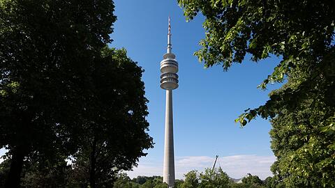 Münchner Wahrzeichen: Schön ist er ja schon, der Olympiaturm. Münchner Wahrzeichen: Schön ist er ja schon, der Olympiaturm.