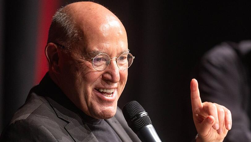 Als charismatischer Redner hat sich der Linken-Politiker Gregor Gysi einen Namen gemacht. Als charismatischer Redner hat sich der Linken-Politiker Gregor Gysi einen Namen gemacht.