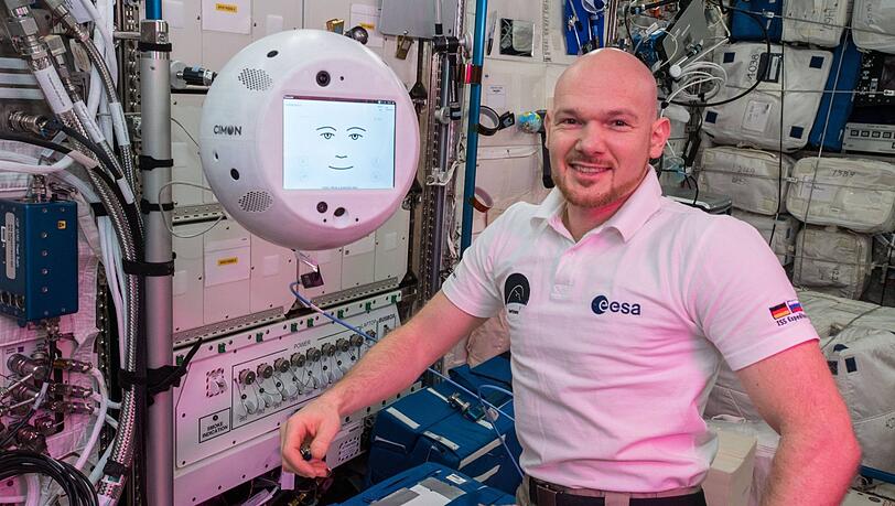 Alexander Gerst ist der erste deutsche Kapitän auf der ISS Alexander Gerst ist der erste deutsche Kapitän auf der ISS