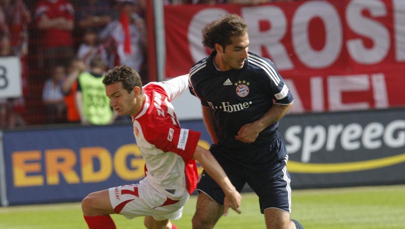 Unter dem Interimstrainer Jupp Heynckes wieder eine fest Größe auf der rechten Seite: Hamit Altintop. Unter dem Interimstrainer Jupp Heynckes wieder eine fest Größe auf der rechten Seite: Hamit Altintop.