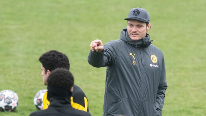 BVB-Trainer Edin Terzic bereitet sein Team auf das Rückspiel gegen den FC Sevilla vor. BVB-Trainer Edin Terzic bereitet sein Team auf das Rückspiel gegen den FC Sevilla vor.