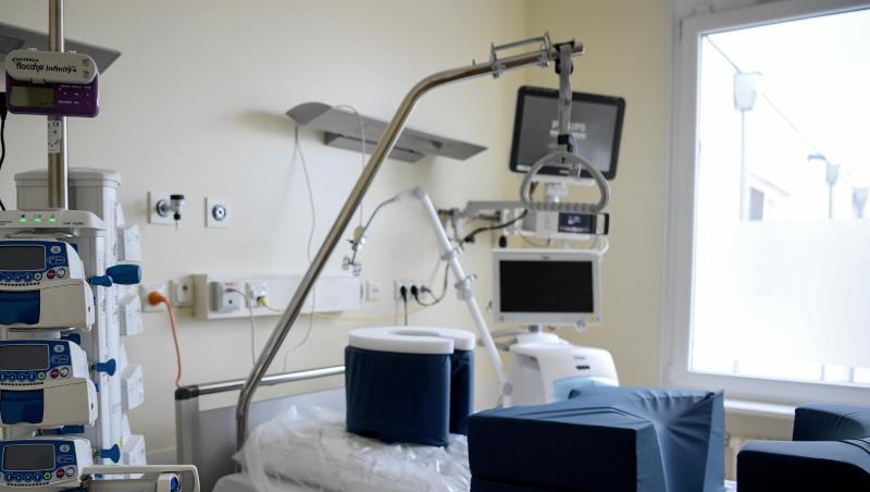 Ein Zimmer auf der Intensivstation der Charité in Berlin - Corona-Patienten sollen verteilt werden. Ein Zimmer auf der Intensivstation der Charité in Berlin - Corona-Patienten sollen verteilt werden.