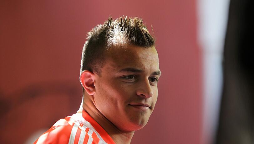 "Ich bin sehr froh, dass ich das Vertrauen des Trainers bekomme und es zurückzahlen kann, dass er mir viel Spielzeit gibt", sagte Xherdan Shaqiri vom FC Bayern. "Ich bin sehr froh, dass ich das Vertrauen des Trainers bekomme und es zurückzahlen kann, dass er mir viel Spielzeit gibt", sagte Xherdan Shaqiri vom FC Bayern.