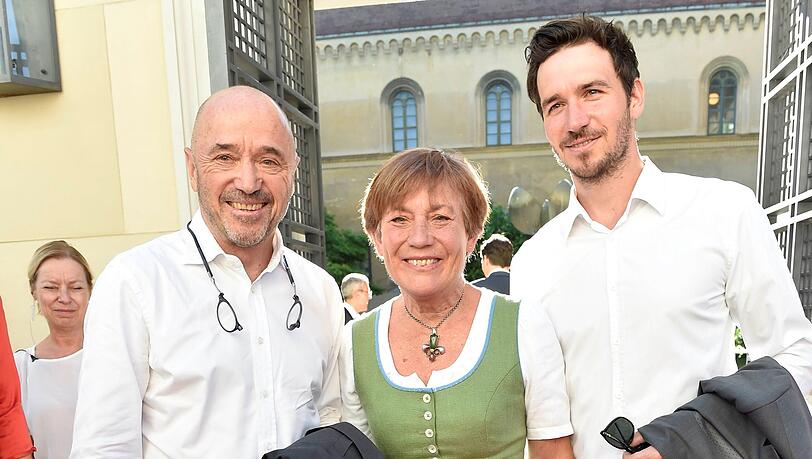 Christian Neureuther und Rosi Mittermaier mit Sohn Felix Neureuther. Christian Neureuther und Rosi Mittermaier mit Sohn Felix Neureuther.