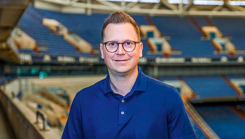 Einer für den FC Bayern? Angeblich wechselt André Hechelmann in die Münchner Scouting-Abteilung. Einer für den FC Bayern? Angeblich wechselt André Hechelmann in die Münchner Scouting-Abteilung.