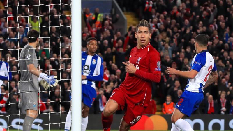 Liverpools Roberto Firmino feiert sein Tor zum 2:0 gegen Porto. Liverpools Roberto Firmino feiert sein Tor zum 2:0 gegen Porto.