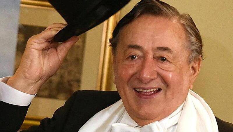Diesmal scheint's zu klappen: Richard Lugner muss nicht allein zum Opernball. Diesmal scheint's zu klappen: Richard Lugner muss nicht allein zum Opernball.