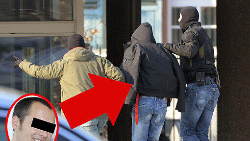Mit Carsten S. (31) sitzen jetzt fünf Verdächtige im Zusammenhang mit der im letzten Jahr aufgedeckten rechtsextremen Terrorserie in Untersuchungshaft. Mit Carsten S. (31) sitzen jetzt fünf Verdächtige im Zusammenhang mit der im letzten Jahr aufgedeckten rechtsextremen Terrorserie in Untersuchungshaft.