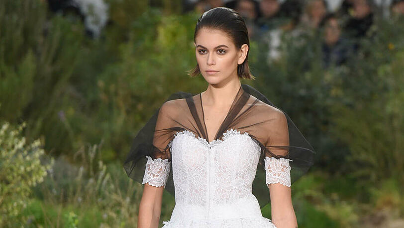 Kaia Gerber läuft in Paris für Chanel Kaia Gerber läuft in Paris für Chanel