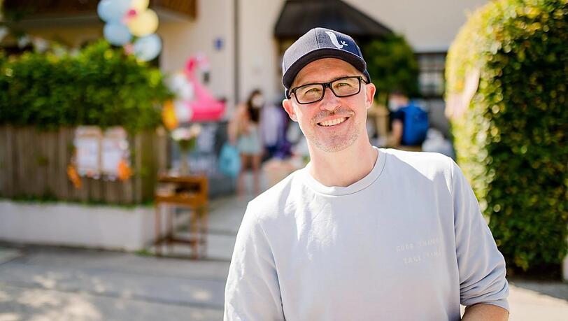 Großer Flohmarkt-Fan und Flohmarkt-Macher: Rene Götz. Großer Flohmarkt-Fan und Flohmarkt-Macher: Rene Götz.