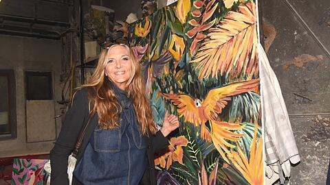 Ex-Dschungelcamperin Nicole Belstler-Boettcher kommt vor Kurzem zu einer Vernissage in die Kunstgießerei München. Ex-Dschungelcamperin Nicole Belstler-Boettcher kommt vor Kurzem zu einer Vernissage in die Kunstgießerei München.